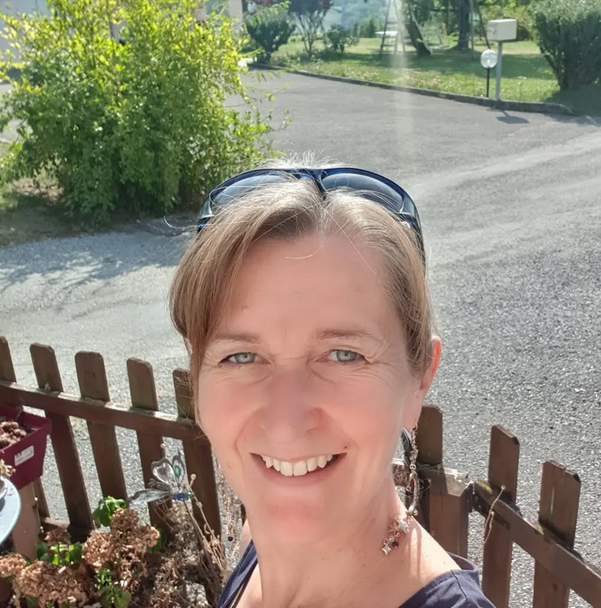 Michaëlle Charvolin dans son cabinet